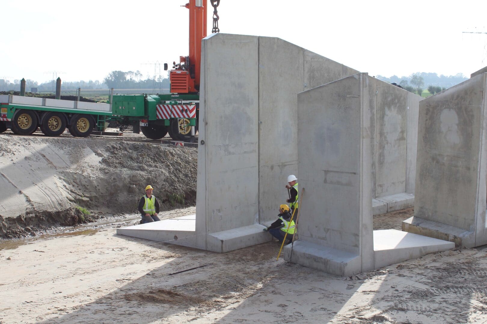 Dijk van Bosch Beton keerwanden voor rangeerstation De Vork in Haren (Groningen)