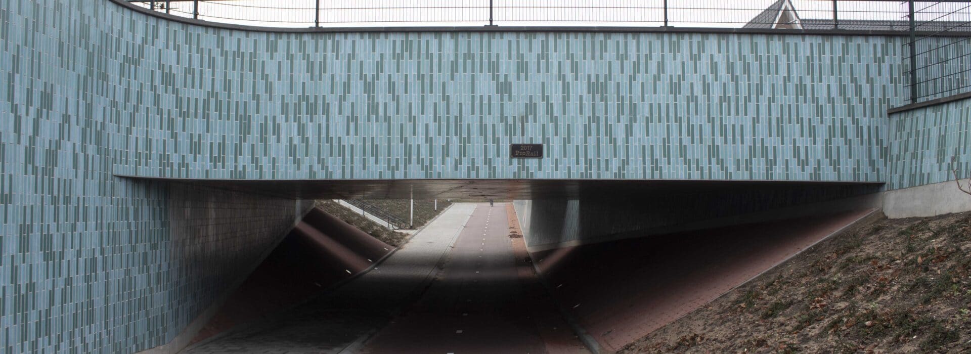 Bosch Beton - Veiliger en sneller onder het spoor door in Den Dolder