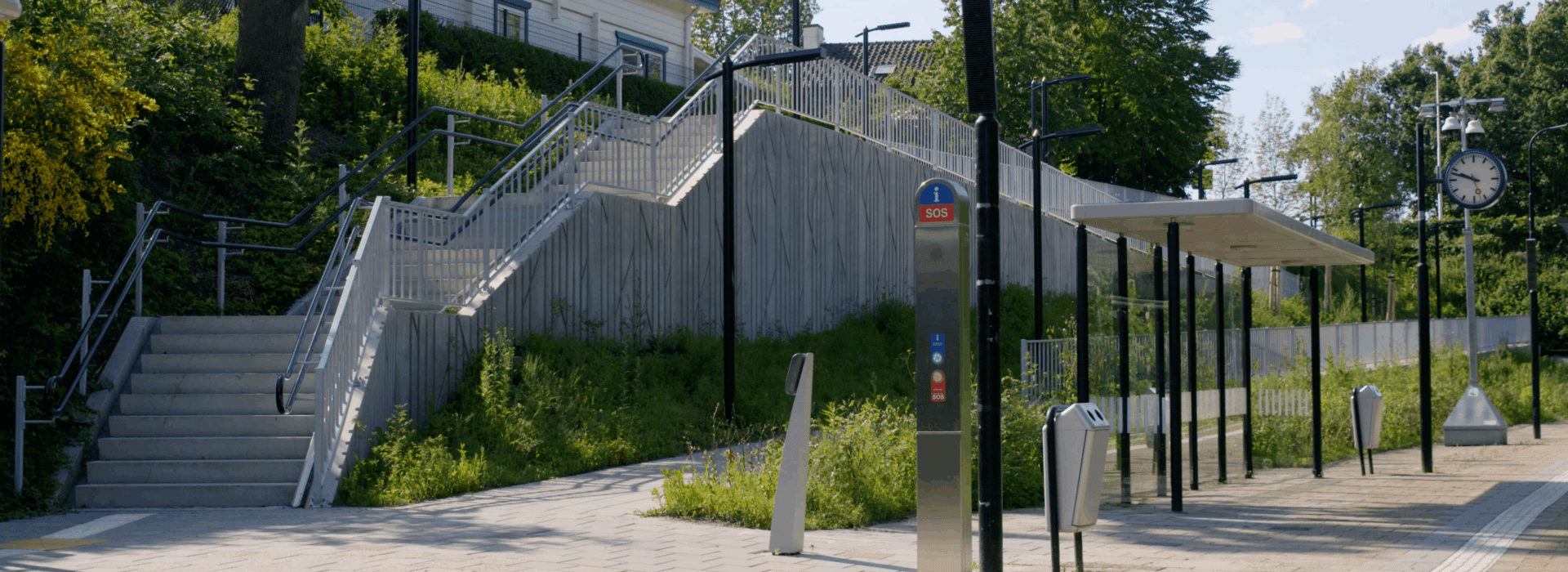 Bosch Beton - Structuurwanden voor hoogteverschil bij station Chèvremont